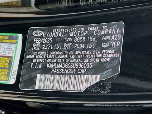 Certified 2025 Hyundai Elantra Sport FWD image 31