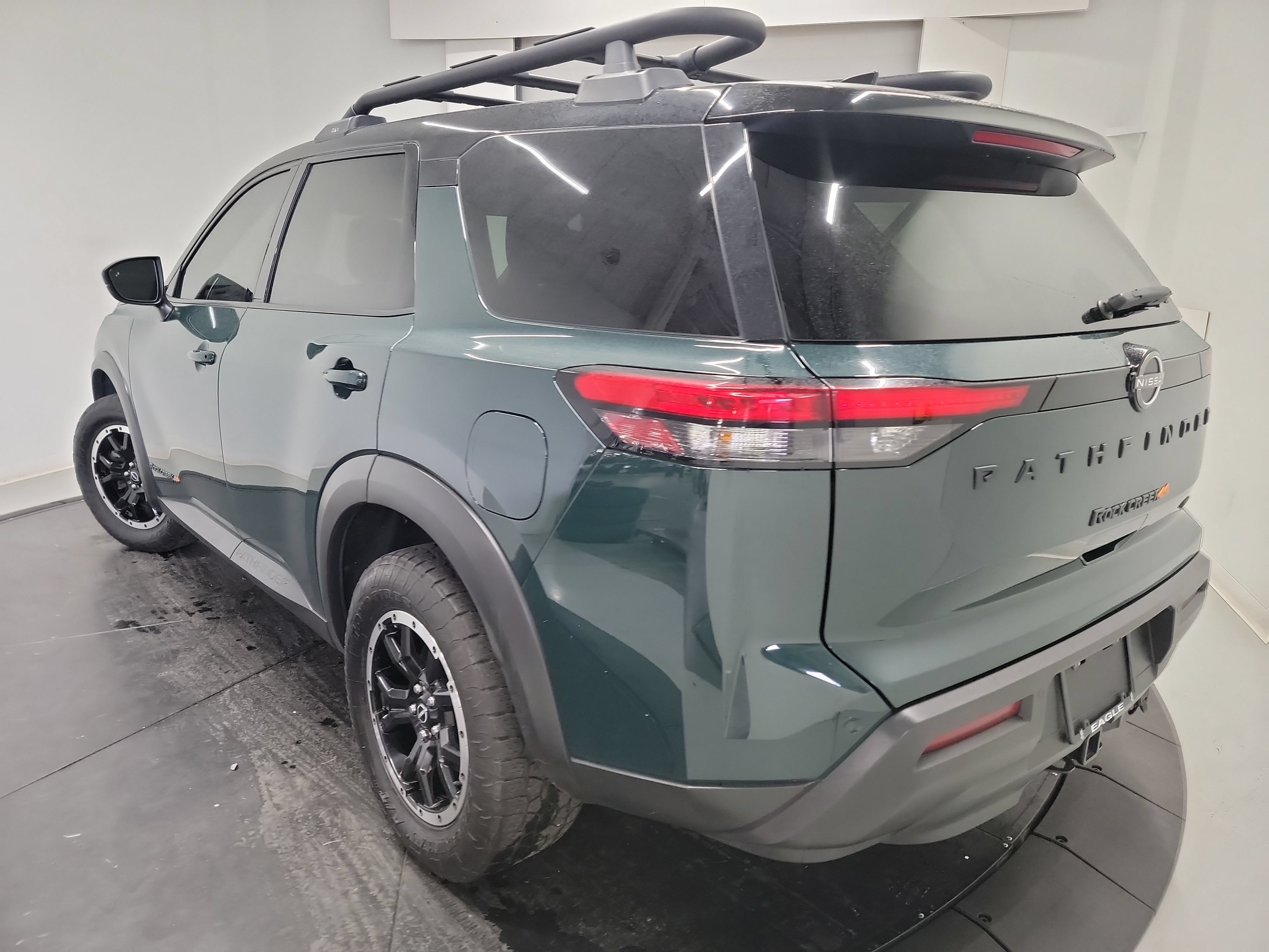 Used 2023 Nissan Pathfinder Rock Creek AWD/4WD image 6