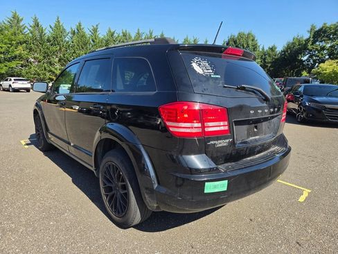 Used 2018 Dodge Journey SE w/ Connectivity Group FWD image 5