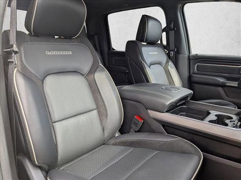 Used 2024 RAM 1500 Laramie image 20