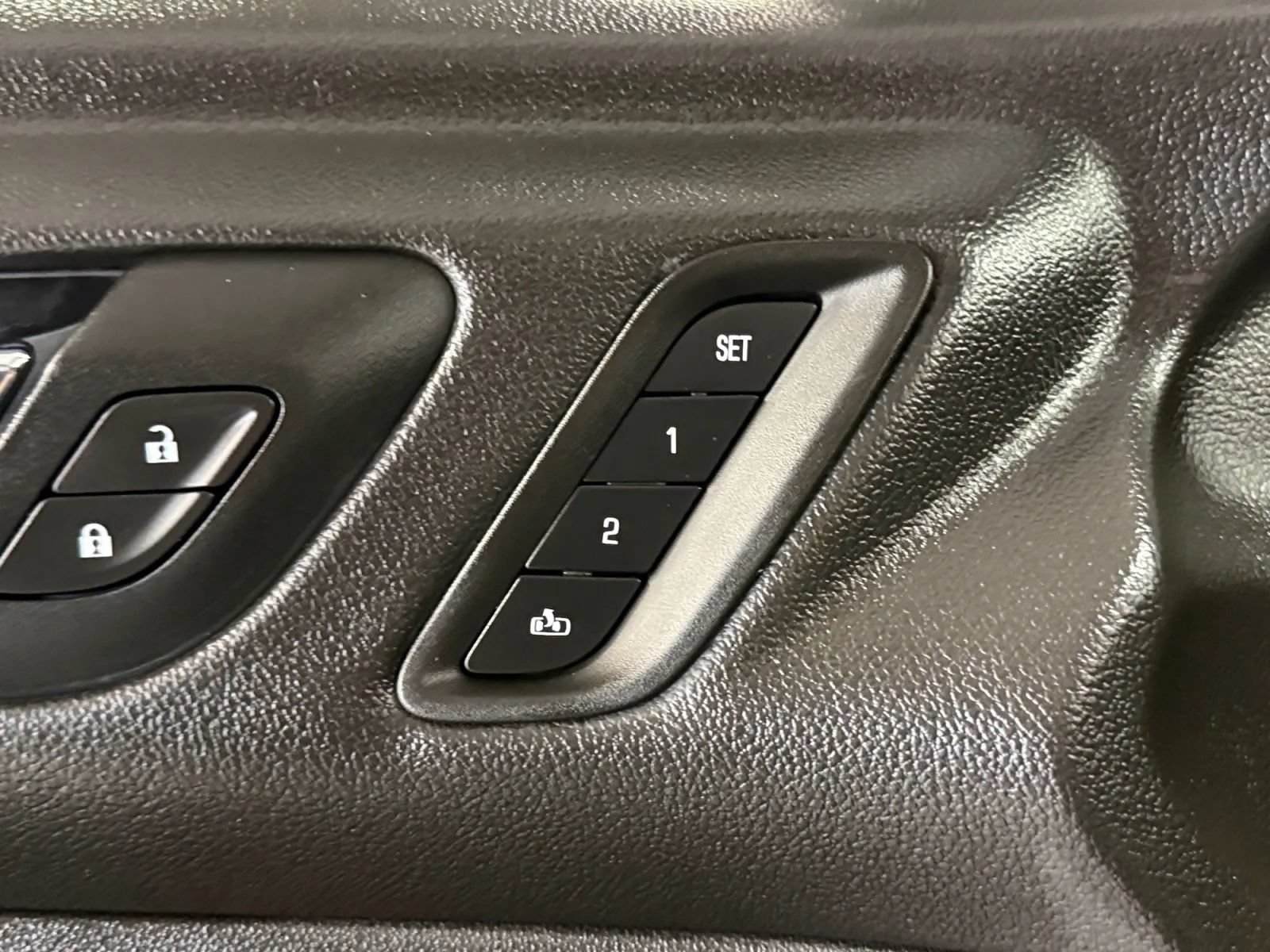 Used 2022 GMC Acadia SLT w/ Elevation Edition AWD/4WD image 29