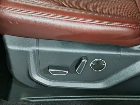 Used 2024 Ford Expedition Max Limited image 22