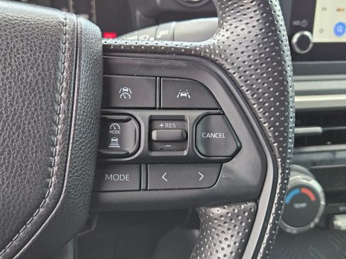Used 2025 Toyota Tacoma SR AWD/4WD image 20