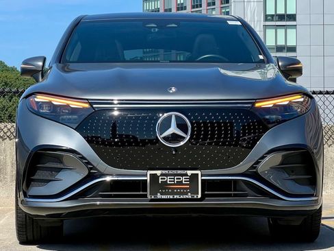 Certified 2023 Mercedes-Benz EQS 450+ 4MATIC SUV image 3