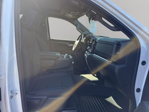 New 2026 GMC Sierra 1500 Elevation image 18