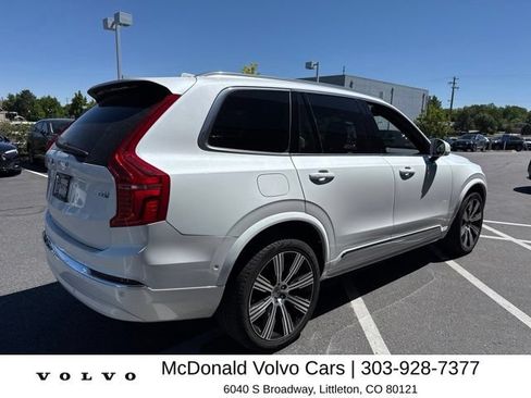 Used 2025 Volvo XC90 T8 Ultra w/ Lounge Package AWD/4WD image 3