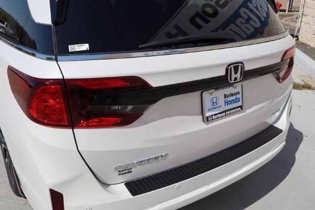 New 2027 Honda Odyssey Elite image 7