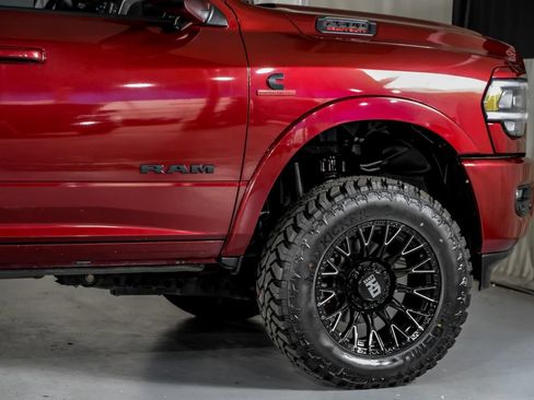 Used 2020 RAM 2500 Laramie w/ Night Edition AWD/4WD image 8