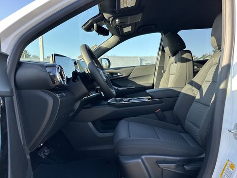 New 2026 Chevrolet Equinox LT w/ Safety and Technology Package image 10