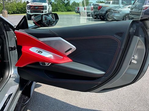 Used 2023 Chevrolet Corvette Z06 RWD image 27