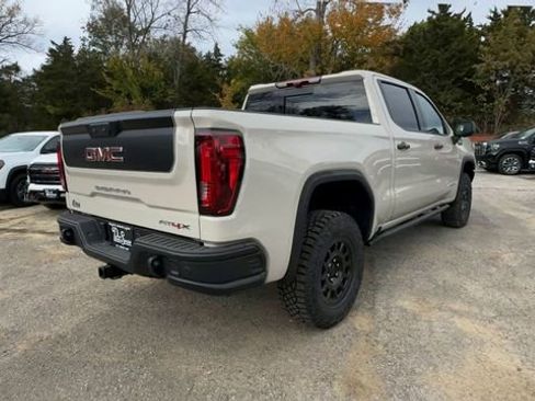 New 2026 GMC Sierra 1500 AT4X w/ AT4X AEV Edition image 8