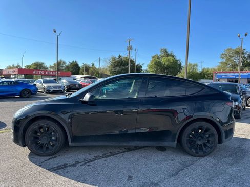 Used 2020 Tesla Model Y Long Range AWD/4WD image 9