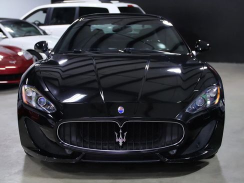 Used 2015 Maserati GranTurismo Sport image 4
