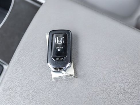 Used 2018 Honda Accord Touring image 36
