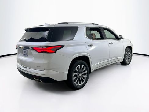 Used 2023 Chevrolet Traverse Premier w/ LPO, Floor Liner Package AWD/4WD image 5