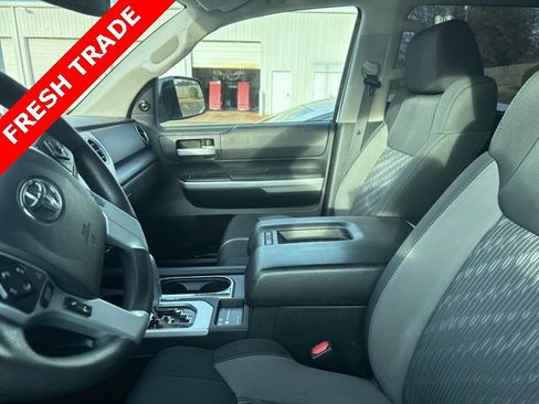 Used 2018 Toyota Tundra SR5 w/ SR5 Upgrade Package image 7