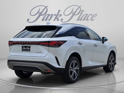 Used 2025 Lexus RX 350 Premium w/ Accessory Package (Z1) FWD image 5