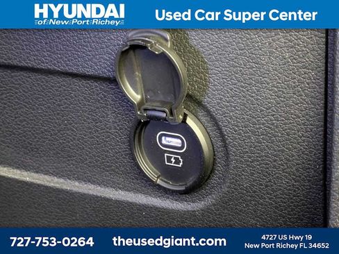 Certified 2025 Hyundai Palisade SEL FWD image 37