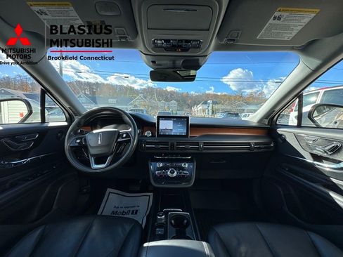 Used 2021 Lincoln Corsair Reserve image 25