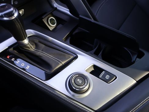 Used 2016 Chevrolet Corvette Stingray Coupe w/ 2LT Preferred Equipment Group image 25