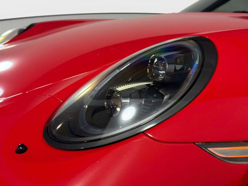 Used 2018 Porsche 911 GT3 image 11