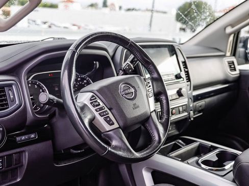 Used 2023 Nissan Titan SV w/ SV Convenience Package image 20