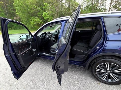 Used 2024 Volkswagen Tiguan Wolfsburg Edition image 11