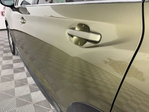 Used 2024 Subaru Ascent Premium w/ Convenience Package image 25