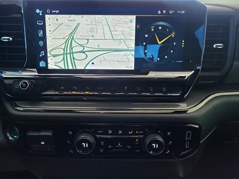 Used 2025 Chevrolet Silverado 1500 ZR2 w/ Technology Package image 32