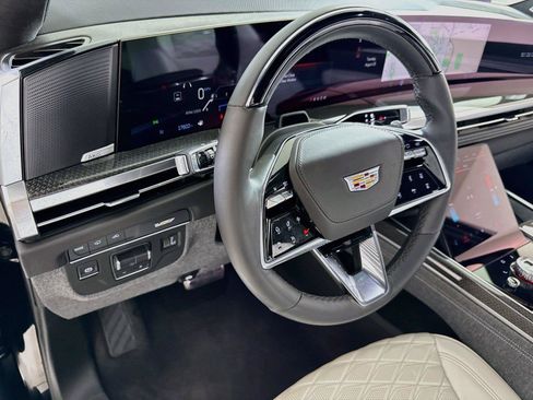 Used 2025 Cadillac Escalade V w/ LPO, ONYX Package AWD/4WD image 23