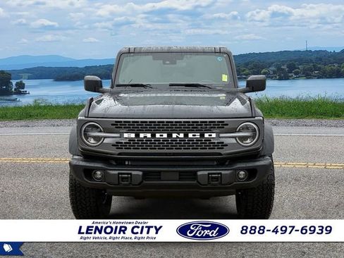 New 2025 Ford Bronco Badlands w/ Sasquatch Package image 8