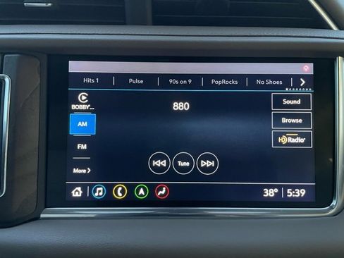 Used 2021 GMC Yukon Denali w/ Denali Premium Package image 19