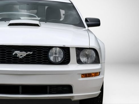 Used 2007 Ford Mustang GT Premium RWD image 34