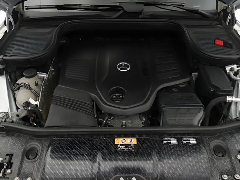 Used 2020 Mercedes-Benz GLE 450 4MATIC image 24