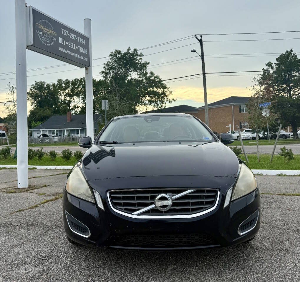 Used 2012 Volvo S60 T5 FWD image 2