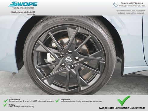 Used 2025 Nissan Sentra SR w/ SR Premium Package FWD image 30