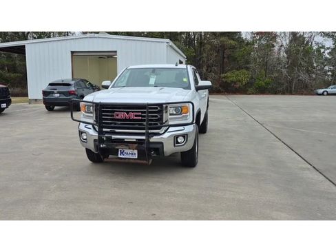 Used 2016 GMC Sierra 2500 SLE w/ SLE Preferred Package image 3