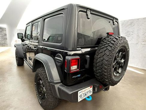 Used 2023 Jeep Wrangler Unlimited w/ Cold Weather Group image 22