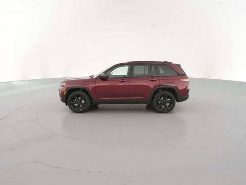 New 2025 Jeep Grand Cherokee Limited w/ Black Appearance Package image 6