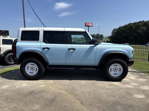 Used 2025 Ford Bronco Heritage Edition AWD/4WD image 8