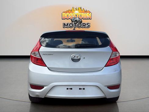 Used 2013 Hyundai Accent SE FWD image 6