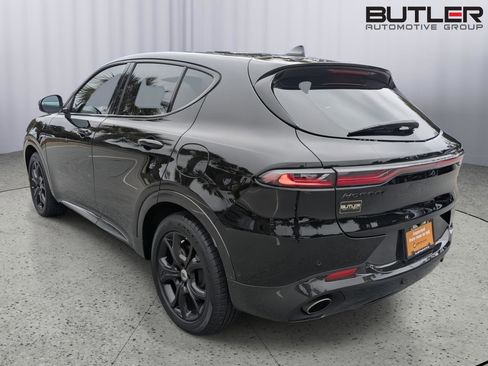 Used 2024 Dodge Hornet R/T Plus w/ Tech Pack Plus w/o Parking image 4