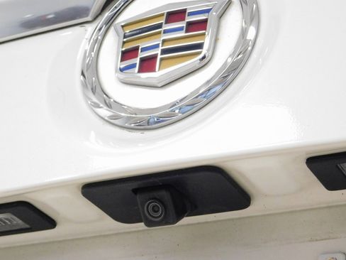 Used 2015 Cadillac Escalade Luxury image 85