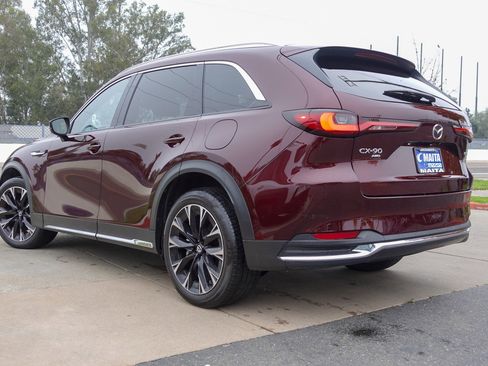 Used 2024 MAZDA CX-90 Plug-In Hybrid w/ Premium Plus image 7