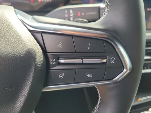 Used 2026 Chevrolet Traverse LT FWD image 6