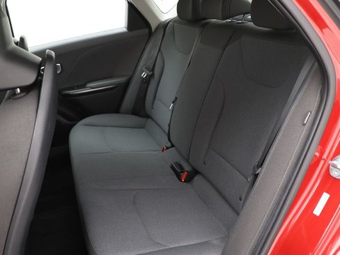 Used 2025 Kia K4 FWD image 11