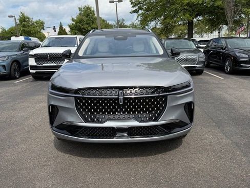 New 2025 Lincoln Nautilus Black Label image 2