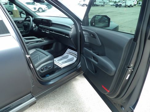 Used 2027 Kia Telluride EX X-Line w/ Towing Package AWD/4WD image 9