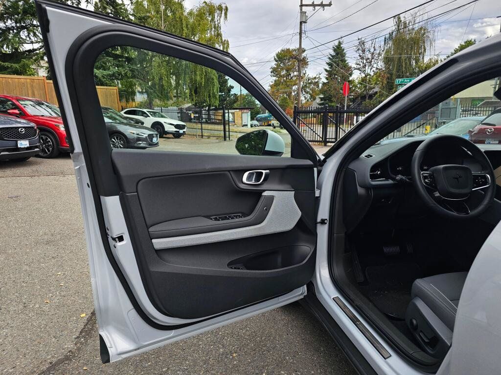 Used 2024 Polestar Polestar 2 RWD image 19