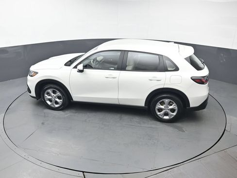 Certified 2024 Honda HR-V LX image 37